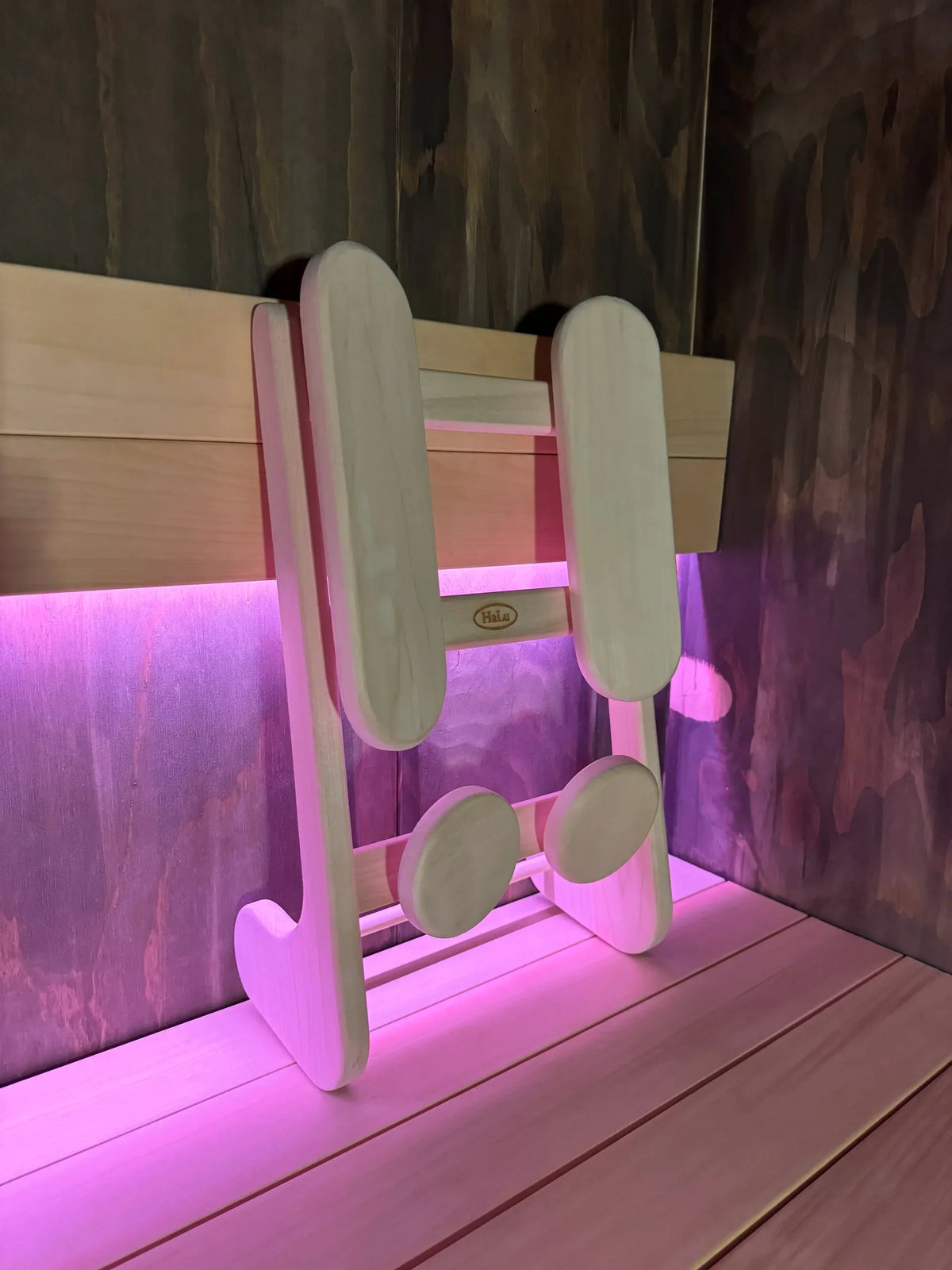 HaLu BV Sauna Backrest
